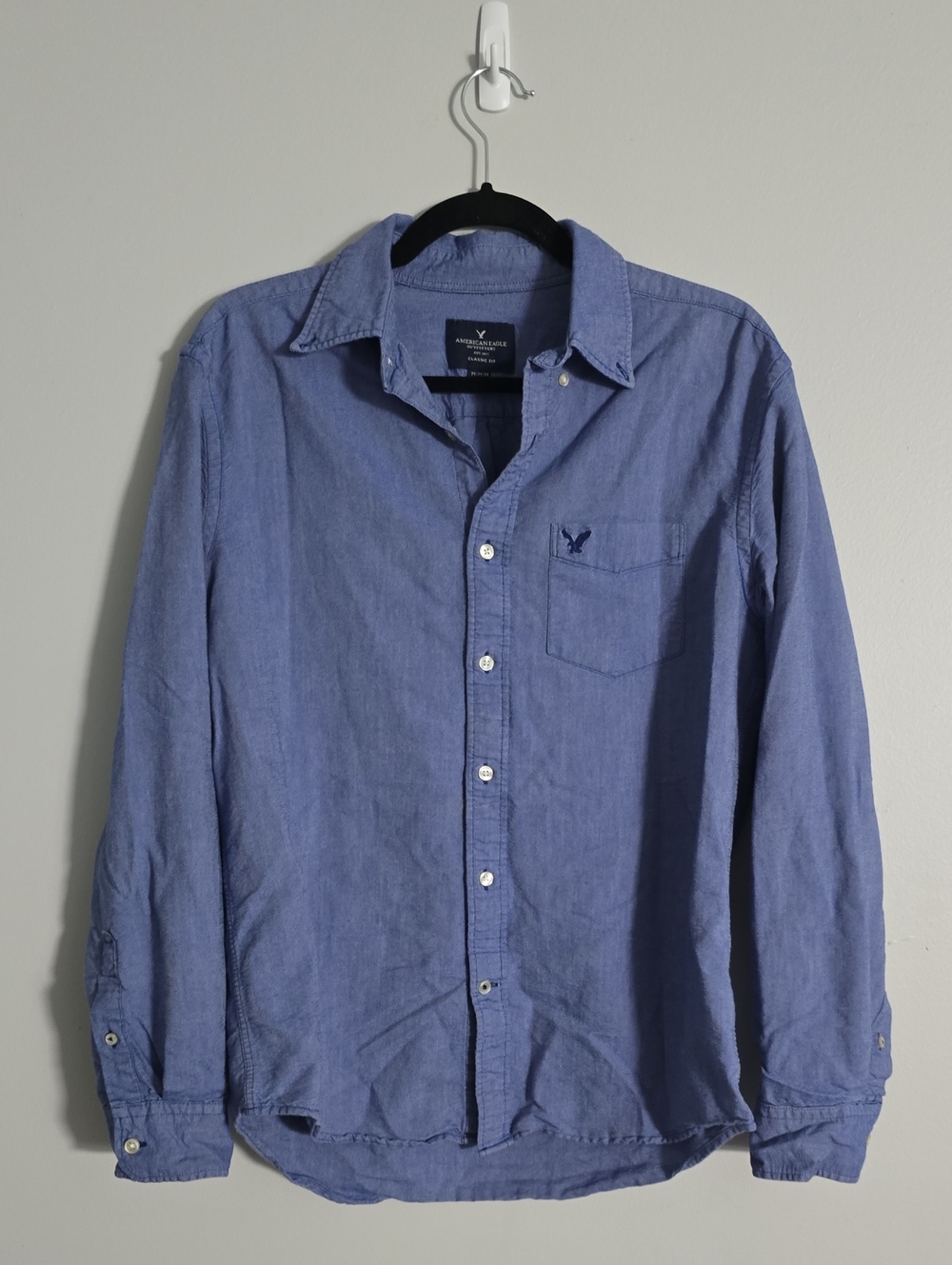 American Eagle Outfitters Men’s Light Blue Button-Down Shirt
